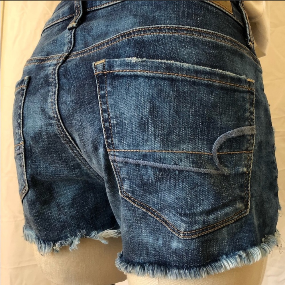 American Eagle HiRise Shortie Distressed Denim